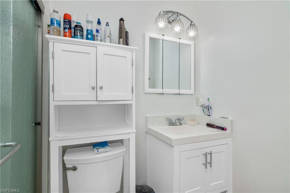 5350 Catts St. – #226008748 - Naples Manor