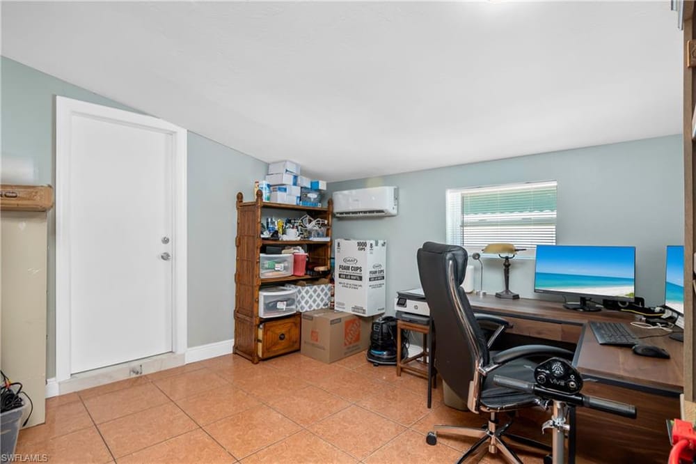 5350 Catts St. – #226008748 - Naples Manor