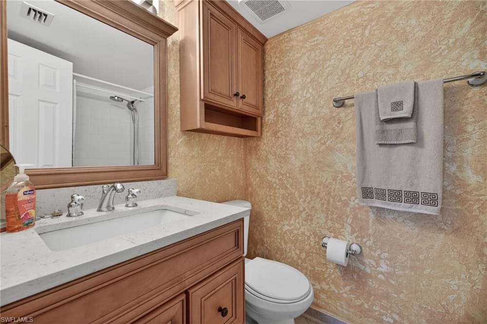 201 Quail Forest Blvd. 109 – #226009006 - Forest Lakes
