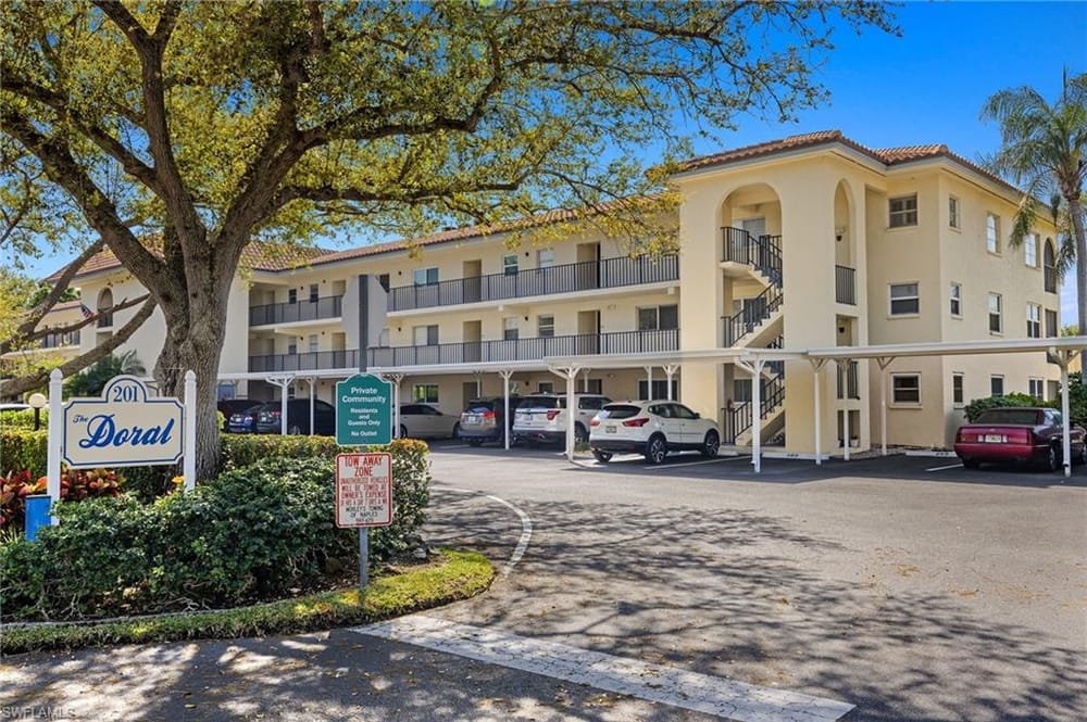201 Quail Forest Blvd. 109 – #226009006 - Forest Lakes