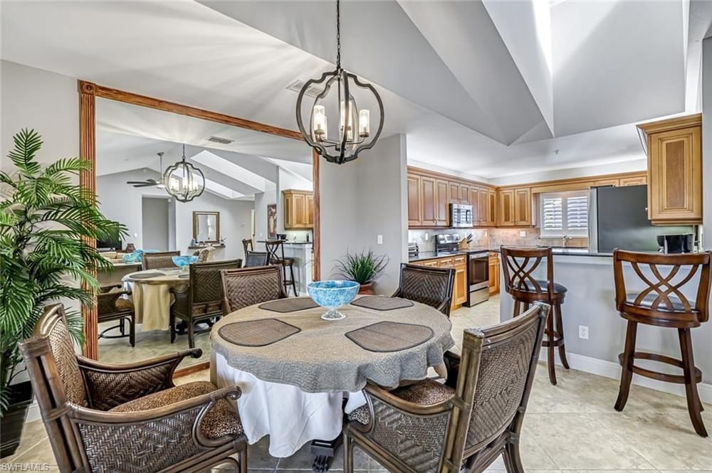 760 Waterford Dr. 303 – #226009129 - Eagle Creek