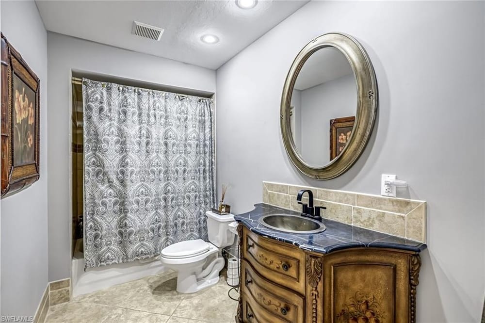 760 Waterford Dr. 303 – #226009129 - Eagle Creek