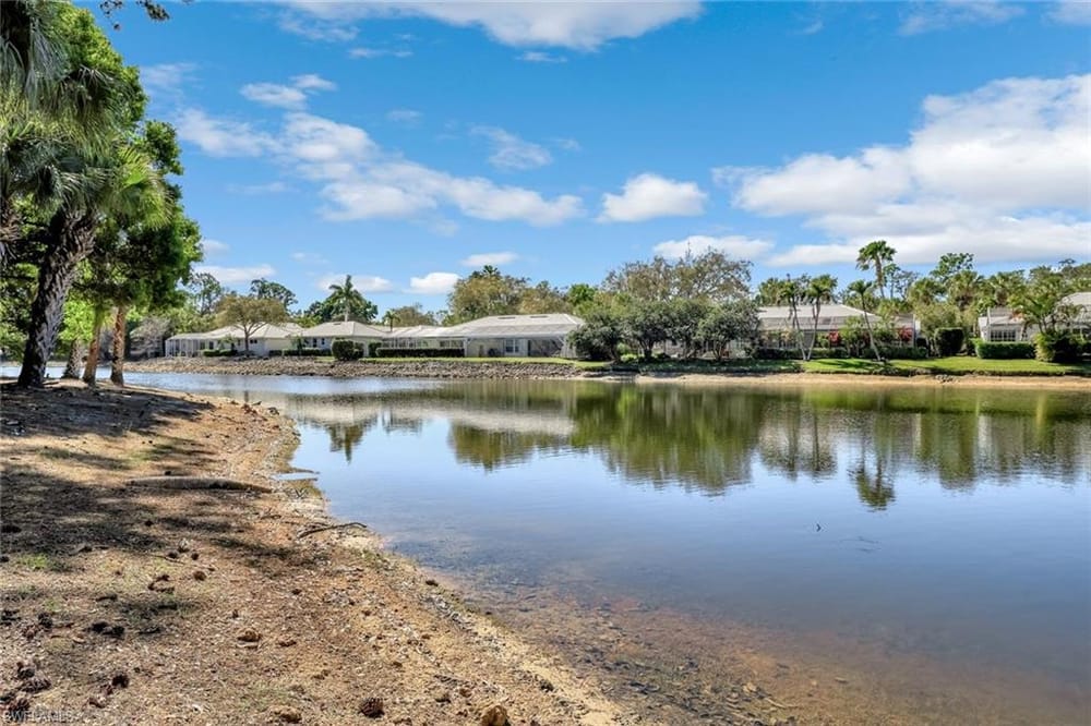 760 Waterford Dr. 303 – #226009129 - Eagle Creek