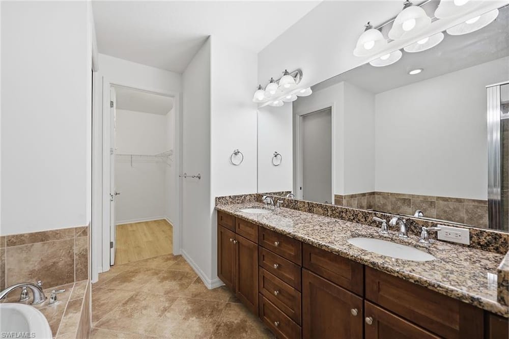 9037 Alturas St. 3702 – #226009552 - Lely Resort
