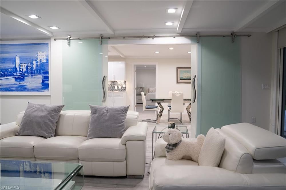 675 18th Ave. S – #226009754 - Aqualane Shores