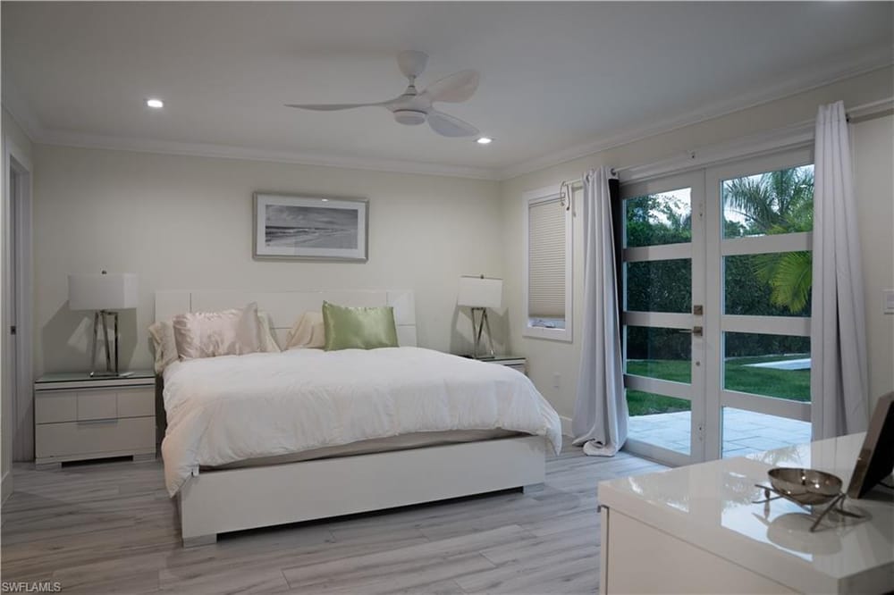 675 18th Ave. S – #226009754 - Aqualane Shores