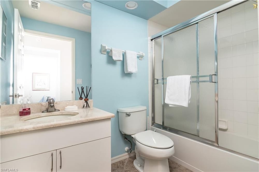 2585 Old Groves Rd. L102 – #226010191 - Pipers Grove