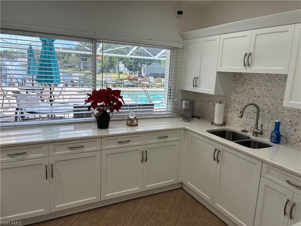 2585 Old Groves Rd. L102 – #226010191 - Pipers Grove