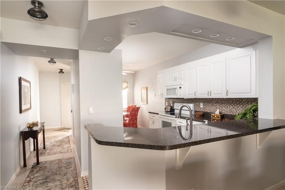 2585 Old Groves Rd. L102 – #226010191 - Pipers Grove