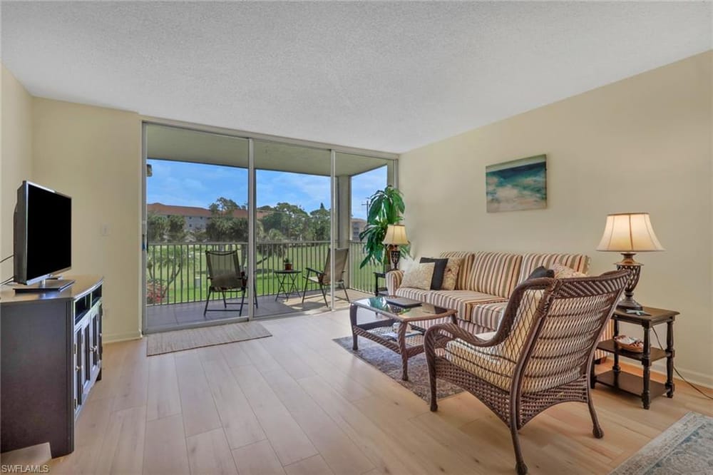 1057 Forest Lakes Dr. 1208 – #226010352 - Forest Lakes