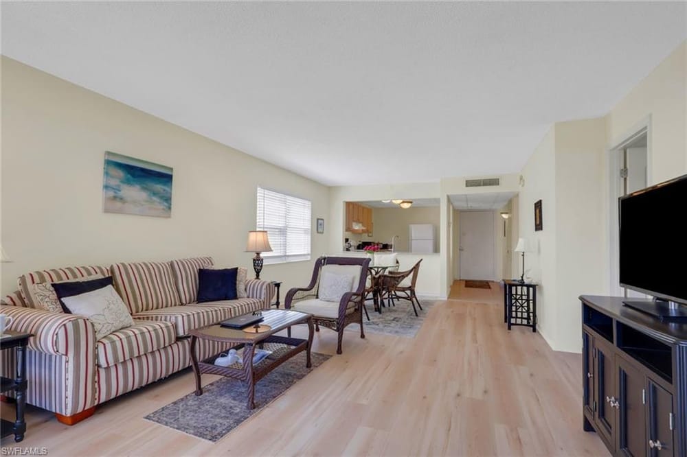 1057 Forest Lakes Dr. 1208 – #226010352 - Forest Lakes