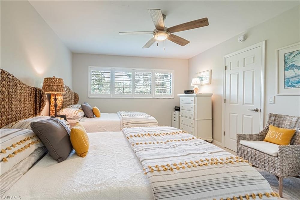 746 Eagle Creek Dr. W 104 – #226011011 - Eagle Creek