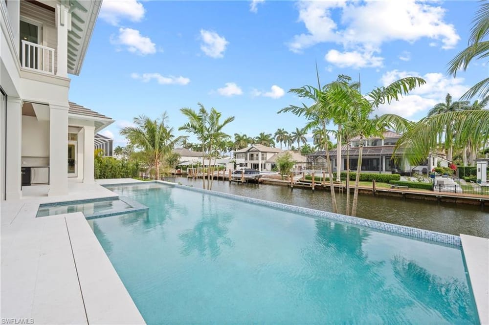 408 16th Ave. S – #226011285 - Aqualane Shores