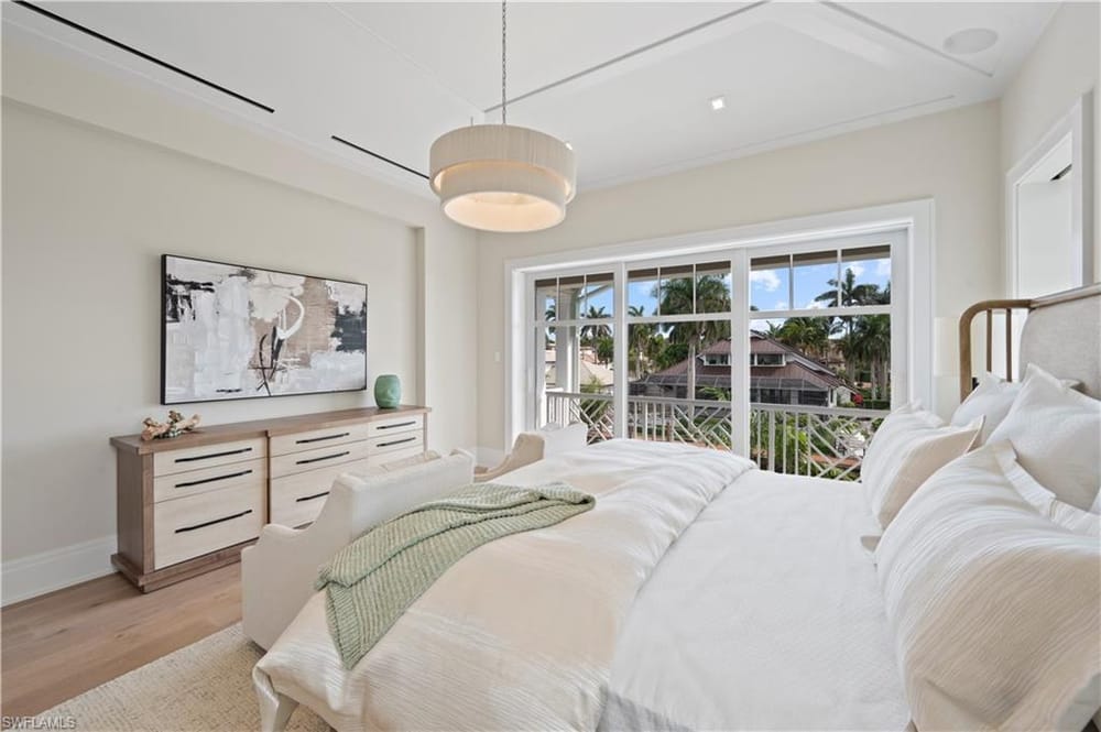 408 16th Ave. S – #226011285 - Aqualane Shores