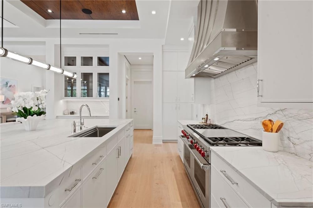 408 16th Ave. S – #226011285 - Aqualane Shores