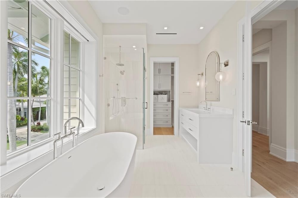 408 16th Ave. S – #226011285 - Aqualane Shores