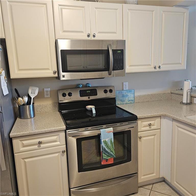915 New Waterford Dr. H202 – #226011291 - Berkshire Lakes