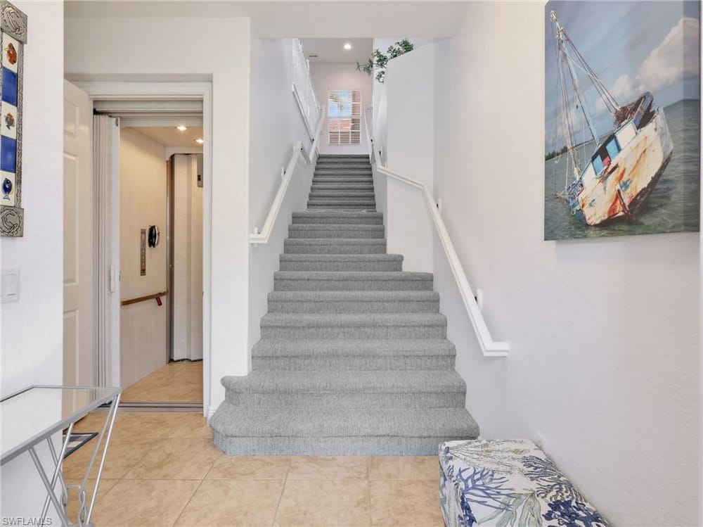 6422 Legacy Cir. 704 – #2026012892 - Lely Resort