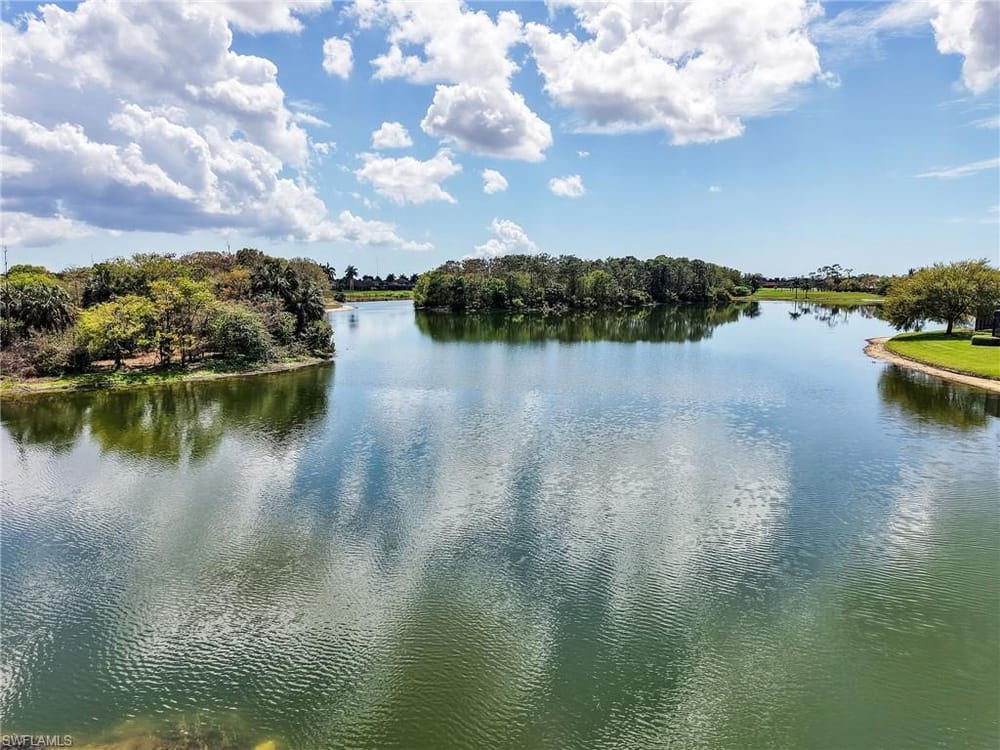 6422 Legacy Cir. 704 – #2026012892 - Lely Resort