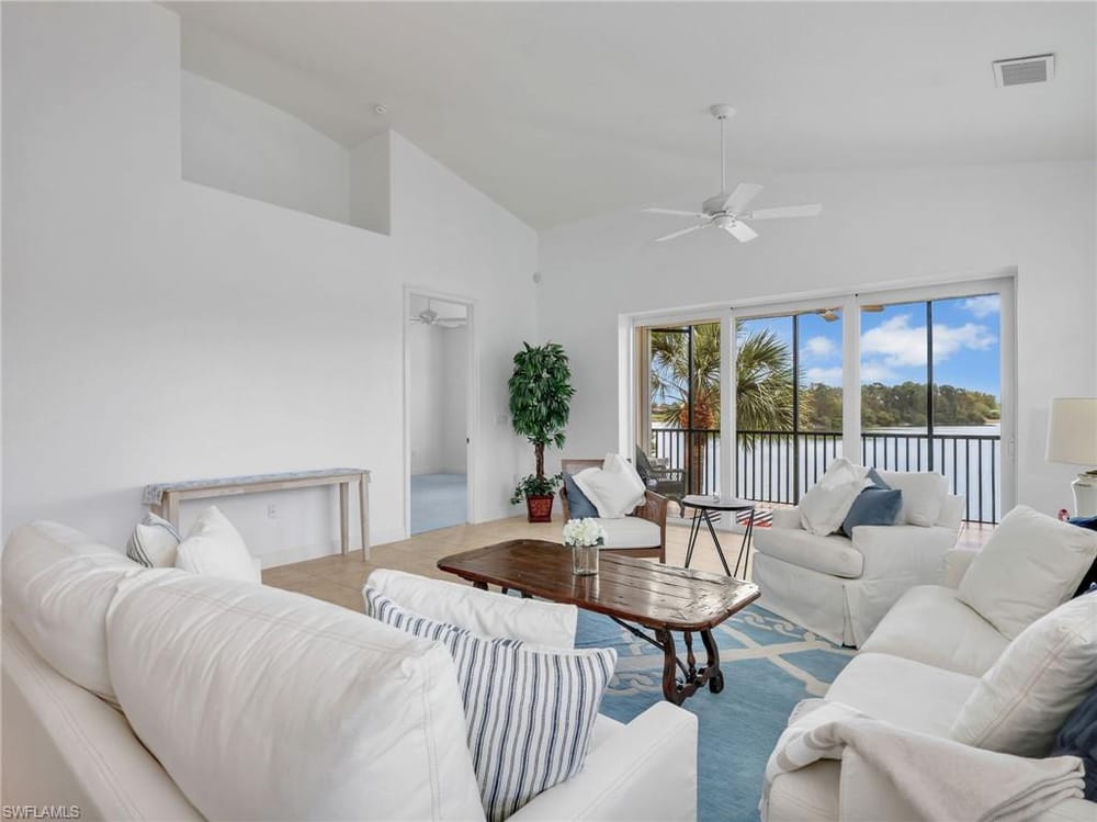 6422 Legacy Cir. 704 – #2026012892 - Lely Resort