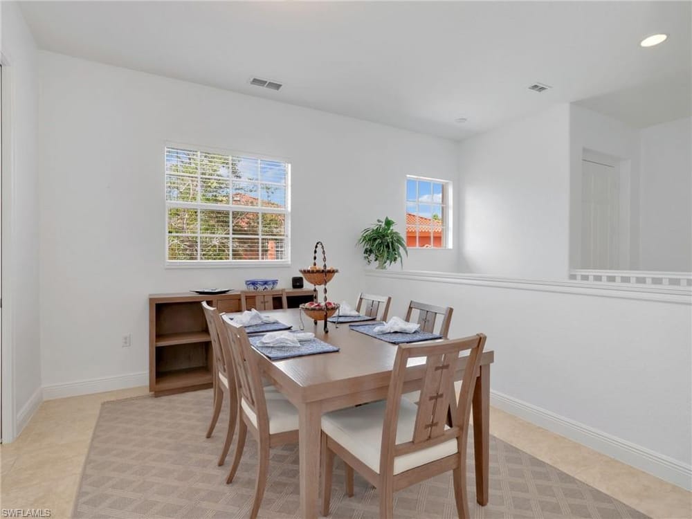 6422 Legacy Cir. 704 – #2026012892 - Lely Resort