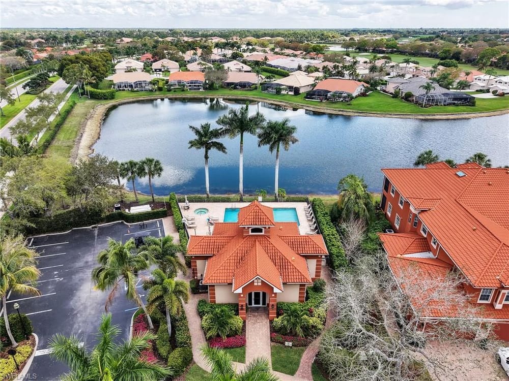 6422 Legacy Cir. 704 – #2026012892 - Lely Resort