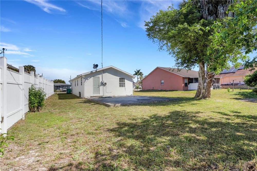 5326 Dixie Dr. – #226011870 - Naples Manor
