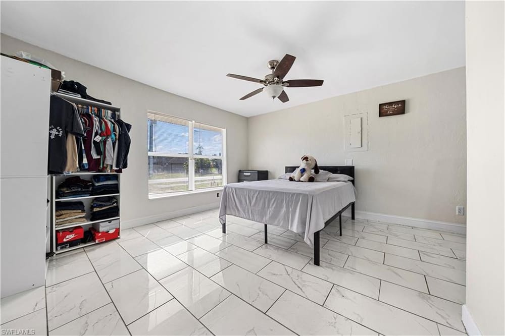 2335 50th Ter. SW – #2026014360 - Golden Gate City