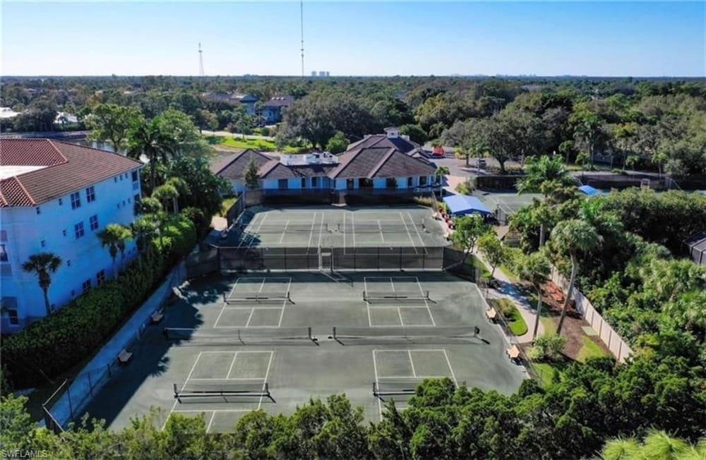 764 Eagle Creek Dr. 103 – #226013073 - Eagle Creek
