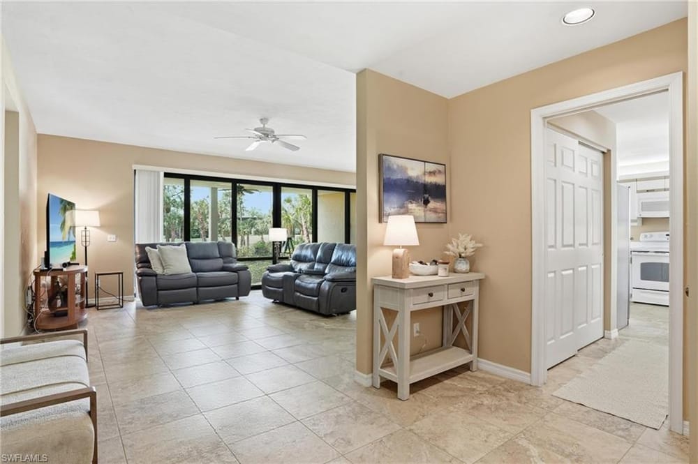 764 Eagle Creek Dr. 103 – #226013073 - Eagle Creek