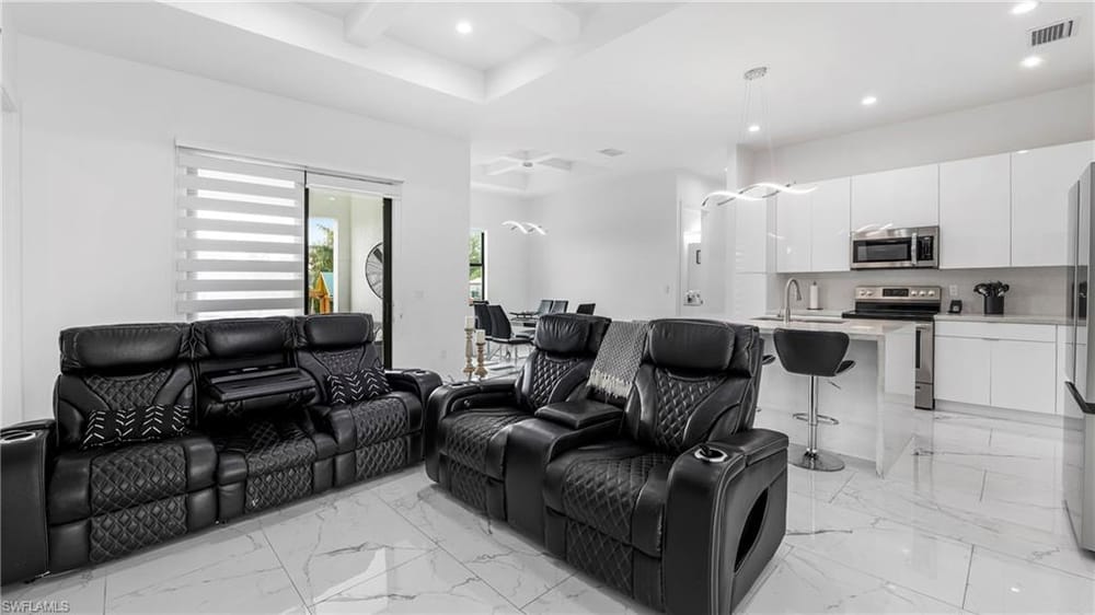 2998 52nd St. SW – #226013212 - Golden Gate City