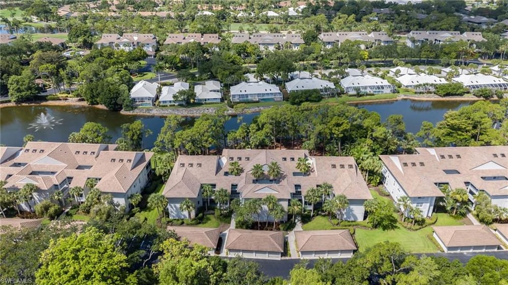 770 Waterford Dr. 302 – #226014413 - Eagle Creek