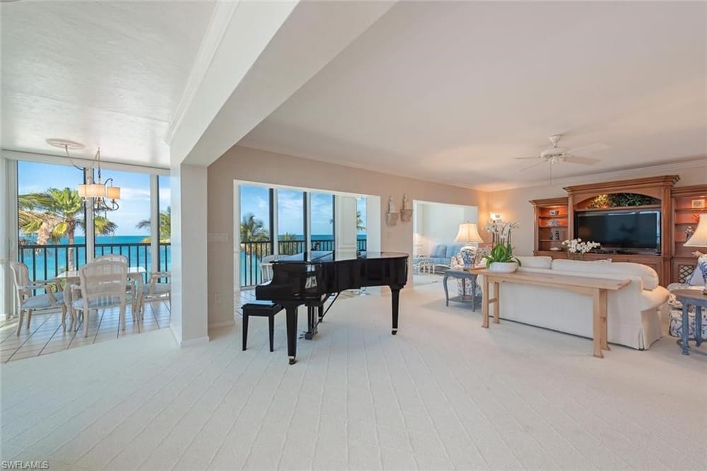 3377 Gulf Shore Blvd. N 4D – #226014728 - Moorings