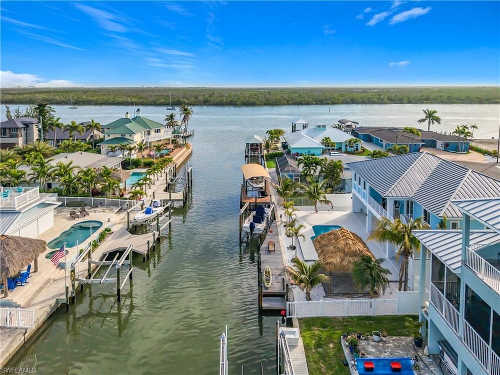 445 Madison Ct. – #2026014769 - Bayfront