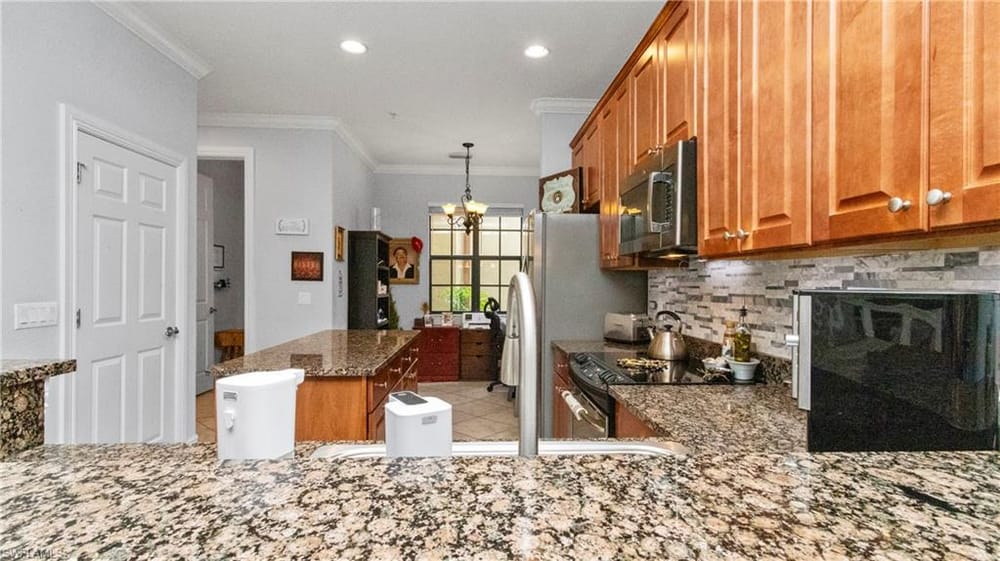 9080 Chula Vista St. 10401 – #226015827 - Lely Resort