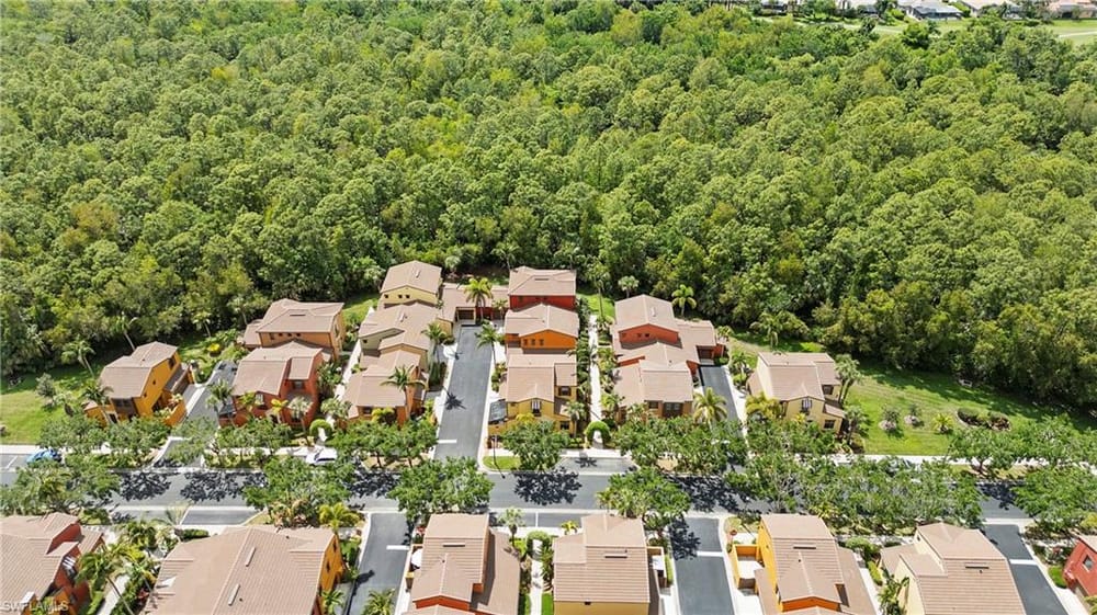 9080 Chula Vista St. 10401 – #226015827 - Lely Resort