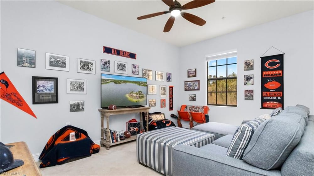 9080 Chula Vista St. 10401 – #226015827 - Lely Resort