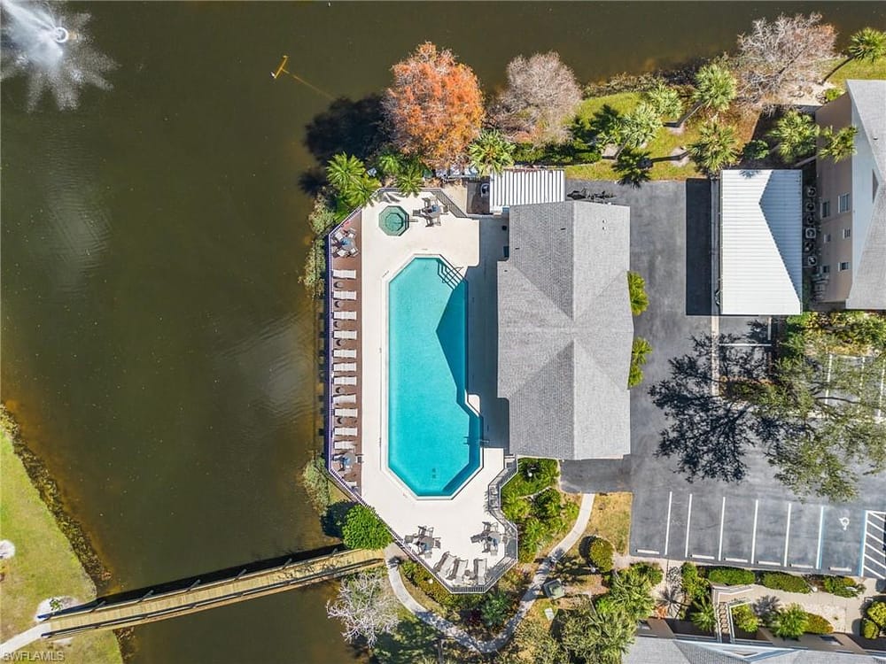 186 Pebble Shores Dr. 201 – #226015946 - Palm River