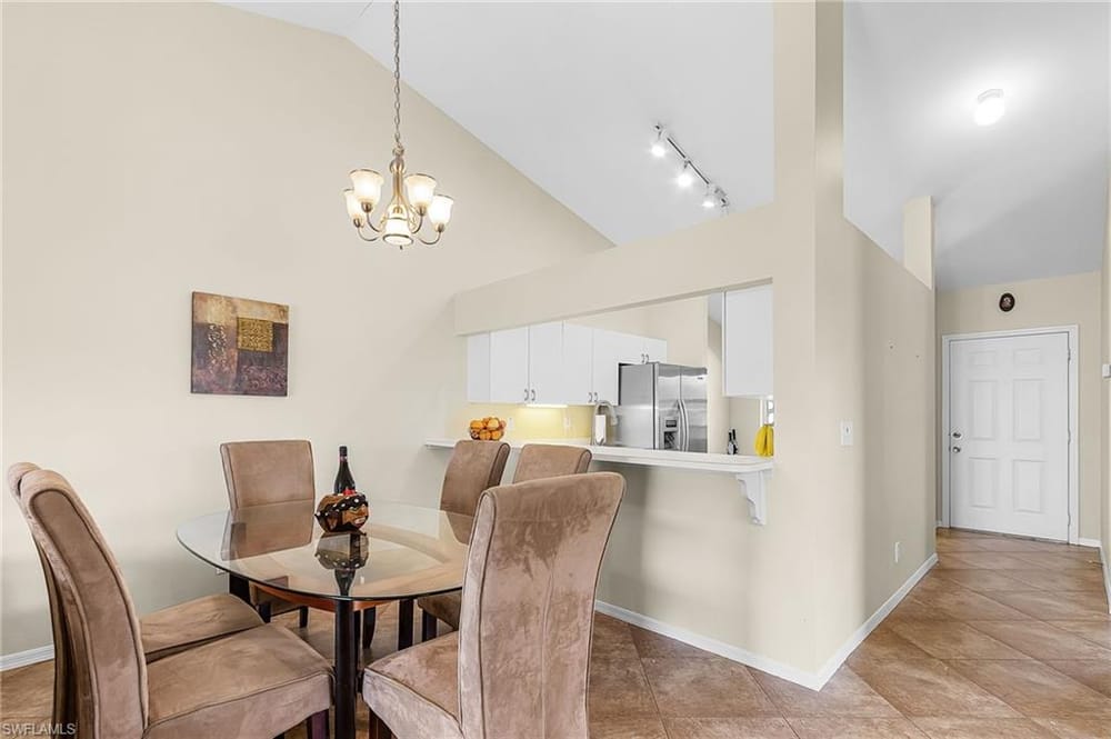 186 Pebble Shores Dr. 201 – #226015946 - Palm River