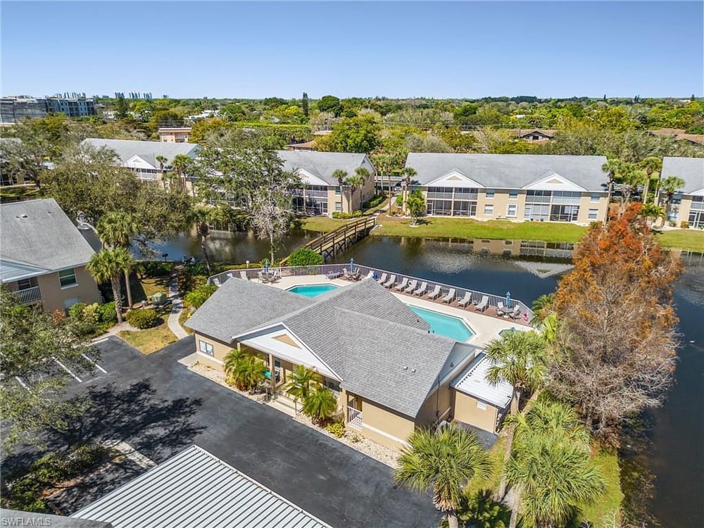 186 Pebble Shores Dr. 201 – #226015946 - Palm River