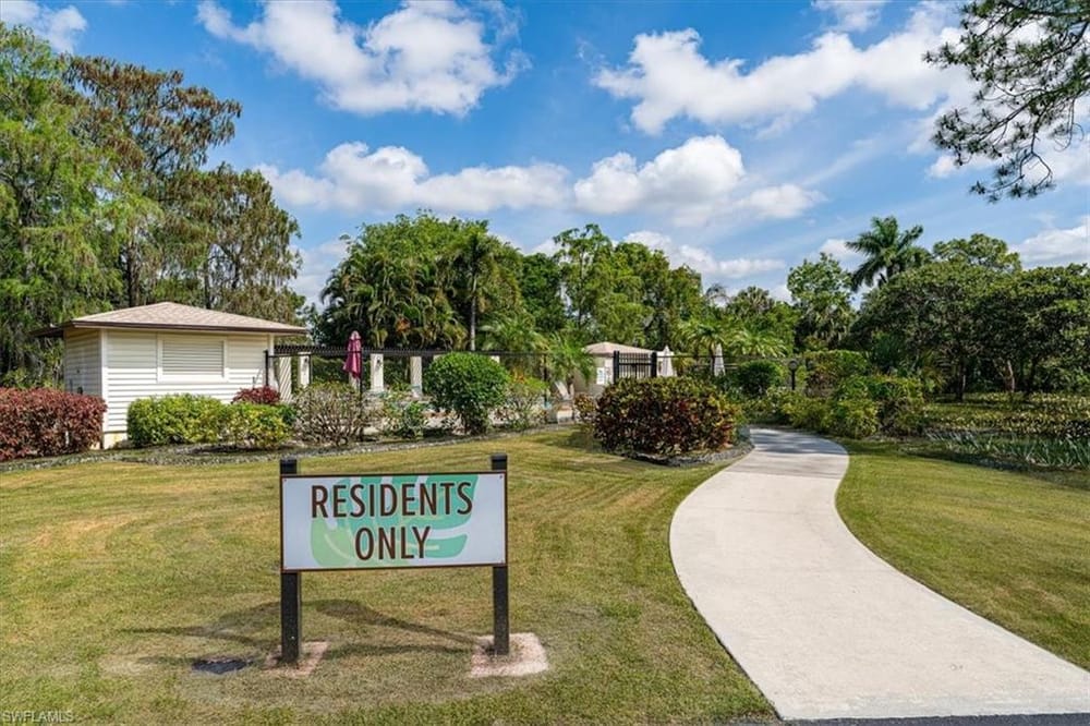 1025 Pine Isle Ln. 1025 – #226016666 - Lakewood