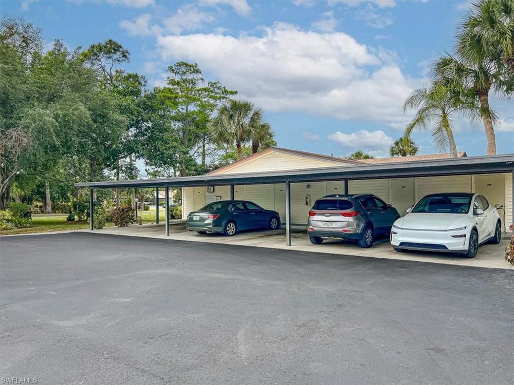 1025 Pine Isle Ln. 1025 – #226016666 - Lakewood