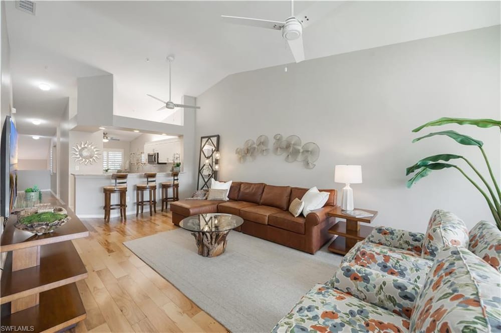 7564 Silver Trumpet Ln. U202 – #226016788 - Pipers Grove