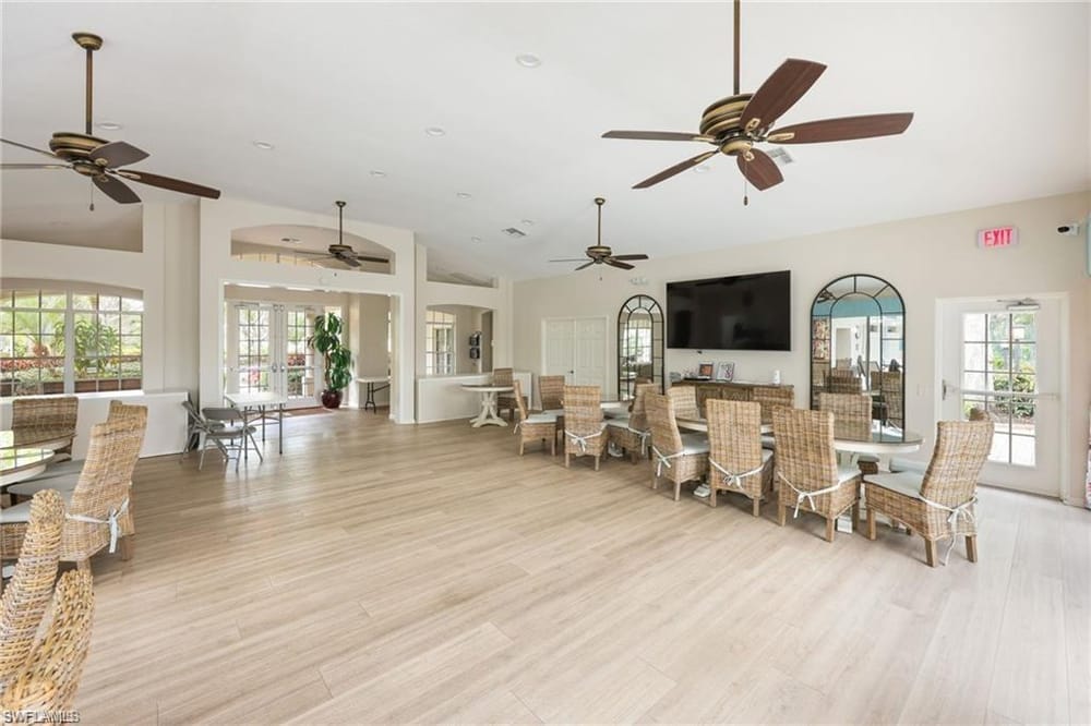 7564 Silver Trumpet Ln. U202 – #226016788 - Pipers Grove