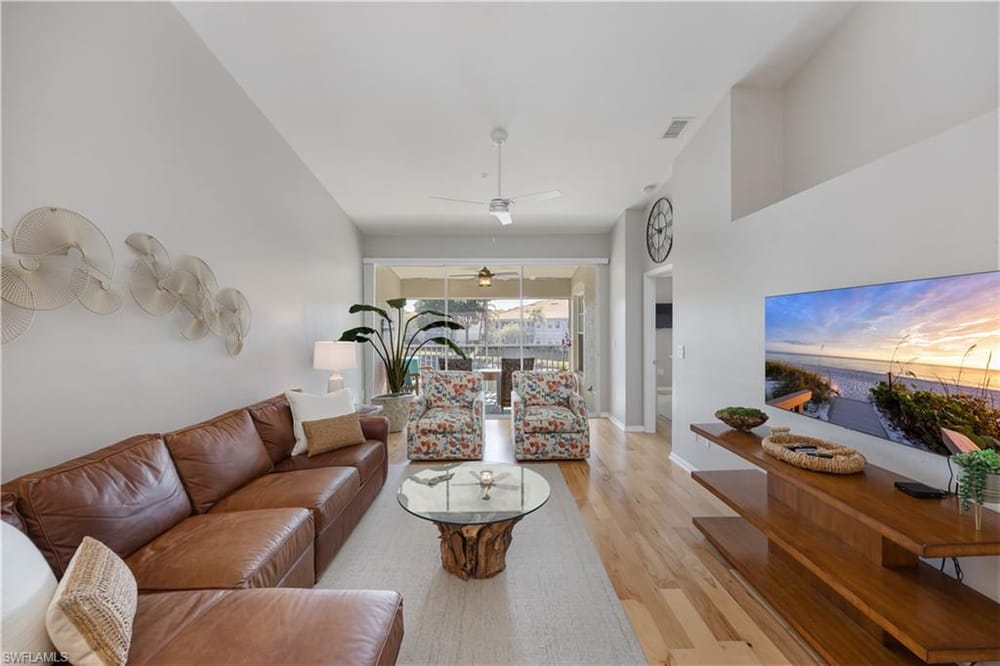 7564 Silver Trumpet Ln. U202 – #226016788 - Pipers Grove