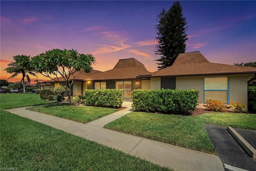 809 Palm View Dr. 8 – #226017049 - Palm River