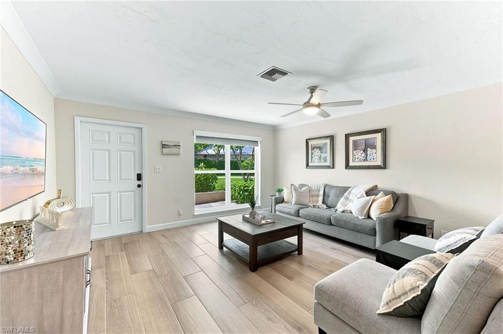809 Palm View Dr. 8 – #226017049 - Palm River