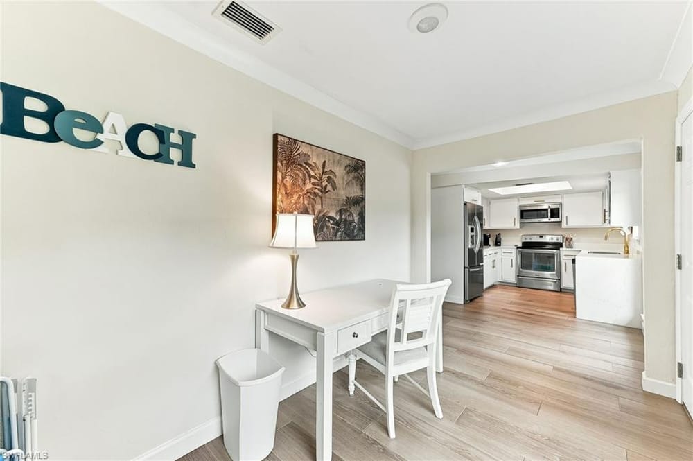 809 Palm View Dr. 8 – #226017049 - Palm River