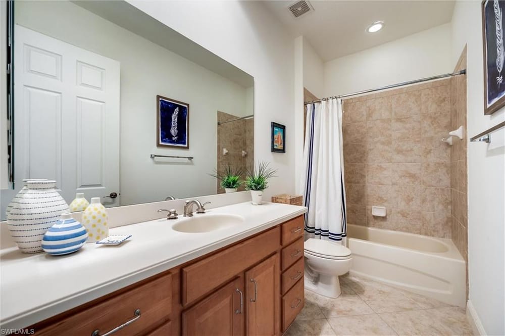 6442 Legacy Cir. 203 – #226017070 - Lely Resort