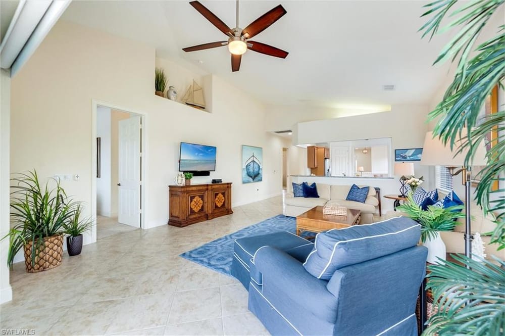 6442 Legacy Cir. 203 – #226017070 - Lely Resort